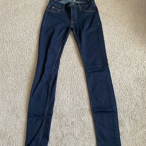 Hudson Nico Midrise Super Skinny Jean 23